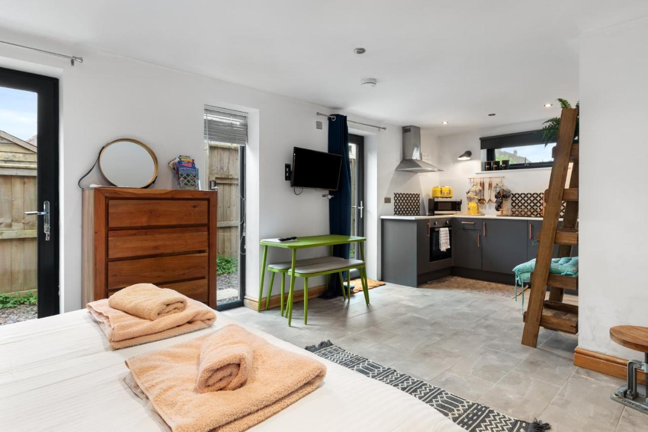 Immaculate 1-Bed Studio In האברפורדווסט מראה חיצוני תמונה